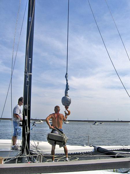 new_mast_install37.JPG - New Mast on Stands prior to install- Installing the mast head electronics